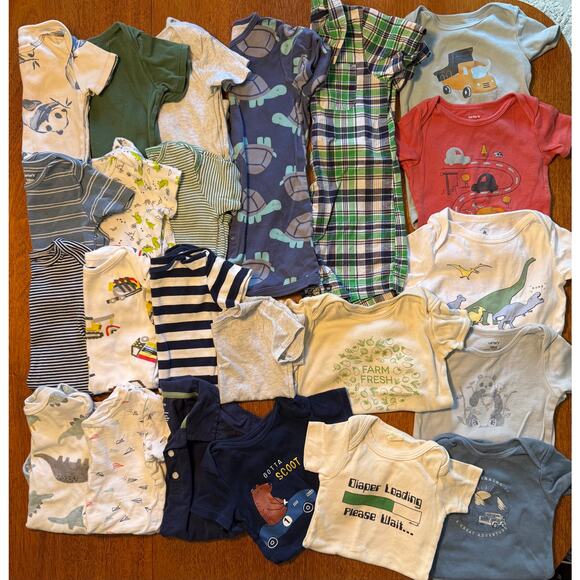 18 month Clothing Lot - Baby Clothes Bundle - Picture 1 of 7